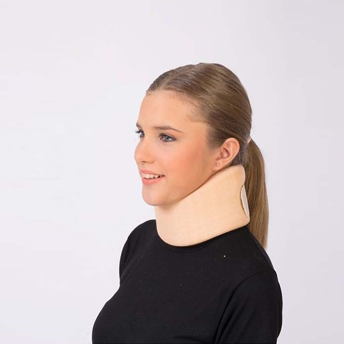 M 105 Süngər Boyunluq